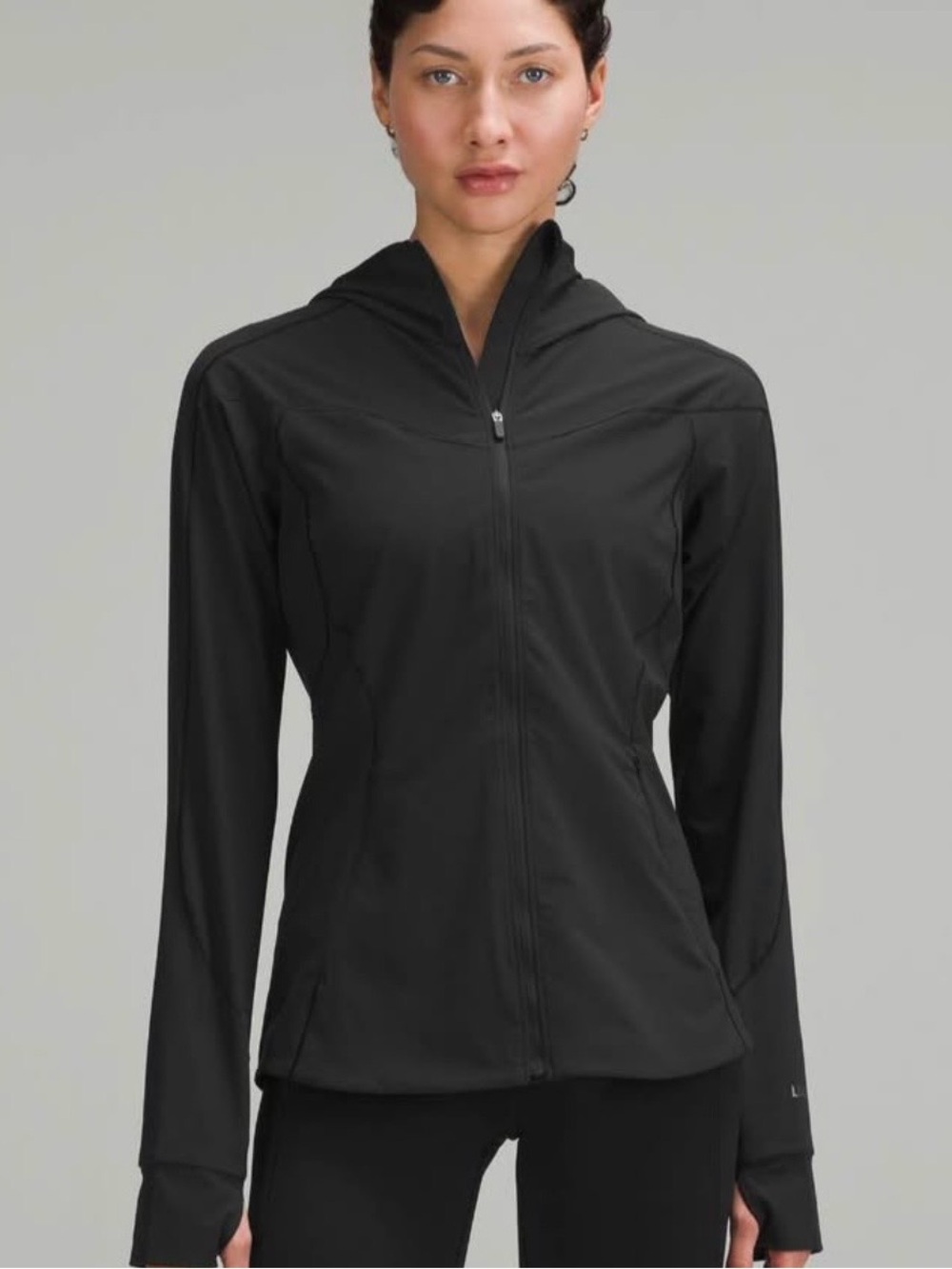 Lululemon Mist Over
Windbreaker size 6 black
-Like New